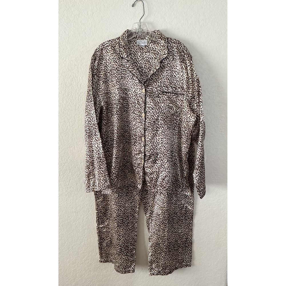 Character Pajama Set XL Leopard Print Satin Button Up Long Sleeve Animal Print
